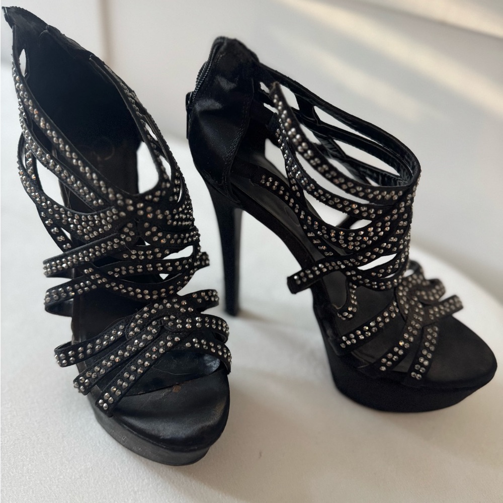 Jessica Simpson Black Studded Heels